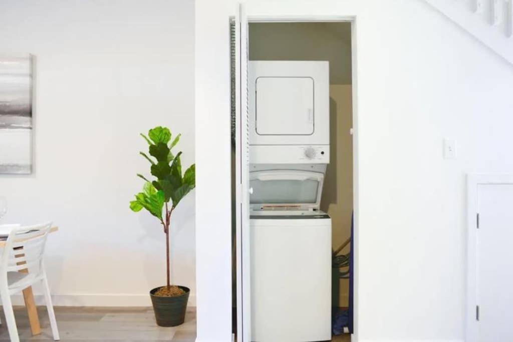Outstanding Townhouse 18 Min From The Beach - Th2 Miami Exterior photo
