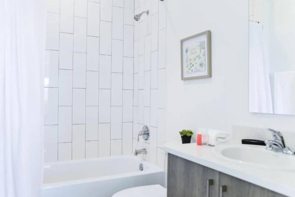 Outstanding Townhouse 18 Min From The Beach - Th2 Miami Exterior photo